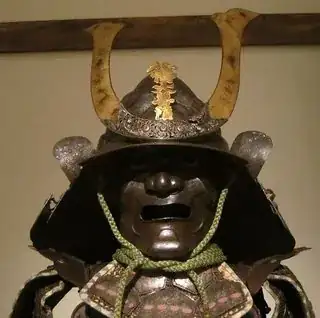 https://commons.wikimedia.org/wiki/File:Helmet_(kabuto),_Edo_period,_mid-18th_century,_repouss%C3%A9_iron.JPG