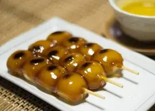 mitarashi dango