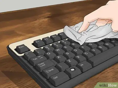 Image titled Clean Keycaps Step 11