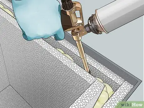 Image titled Make a Cooler from Insulating Material Step 10