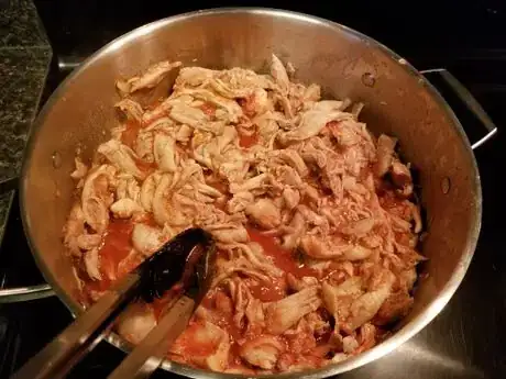 Image titled Chicken_in_Sauce_Step1