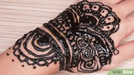 Image titled Do a Henna Tattoo Step 12