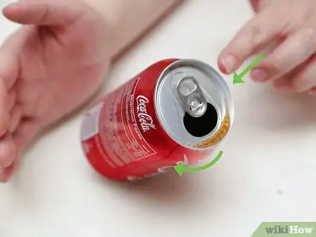 Image titled Balance a Soda Can at a 45 Degree Angle Step 4