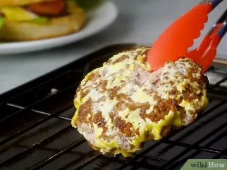 Image titled Reheat a Cheeseburger Step 13