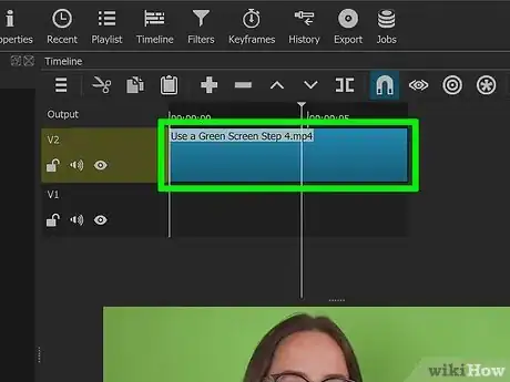 Image titled Use a Green Screen Step 12