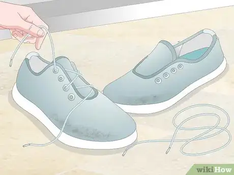 Image titled Wash Allbirds Step 1