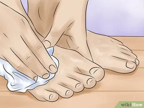 Image titled Clean Rainbow Sandals Step 9