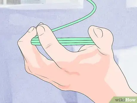 Image titled Do Cool Tricks With a Slinky Step 1