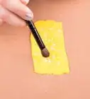 Add Shimmer to Fondant