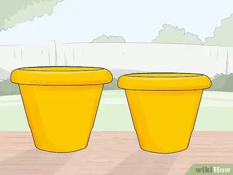 Image titled Make Concrete Flower Pots Step 1