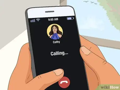 Image titled Invite a Girl to Hang out over the Phone Without Her Thinking You're Asking Her Out Step 1