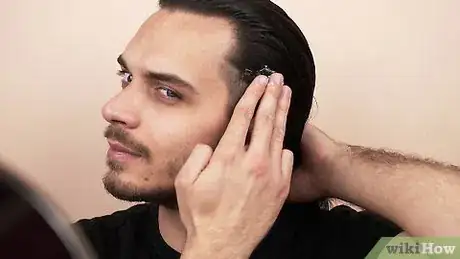 Image titled Get a Wet Look Hairstyle for Men Step 11