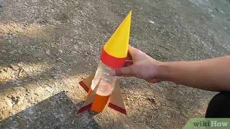 Image titled Make a Baking Soda and Vinegar Rocket Step 6