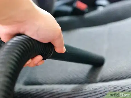 Image titled Detail a Car with a Steam Cleaner Step 1