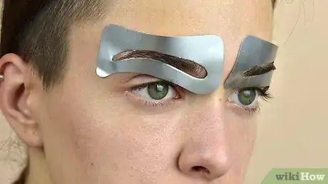 Image titled Use Eyebrow Stencils Step 3