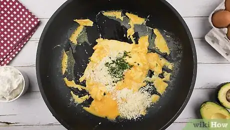 Image titled Make Scrambled Eggs Without Milk Step 7