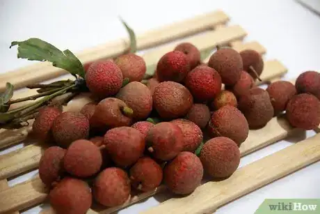 Image titled Eat a Lychee Step 1