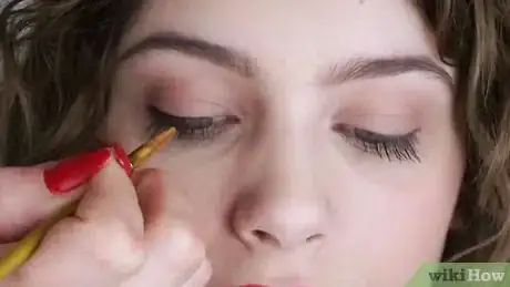 Image titled Apply Cake Mascara Step 10