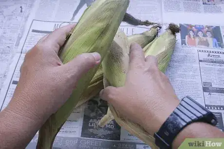 Image titled Husk Corn Step 1