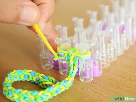 Image titled Make an Inverted Fishtail Bracelet from Rainbow Loom Step 6