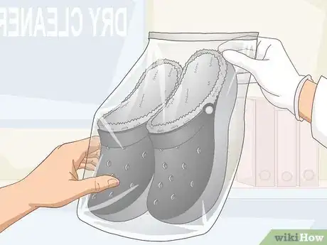 Image titled Clean Crocs Step 10