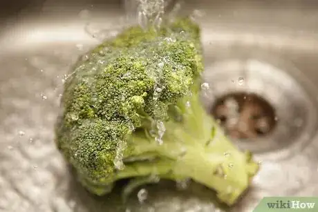 Image titled Freeze Broccoli Step 2