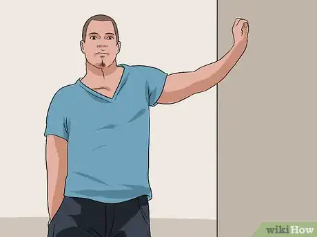 Image titled Show off Your Muscles Without It Seeming Intentional Step 5