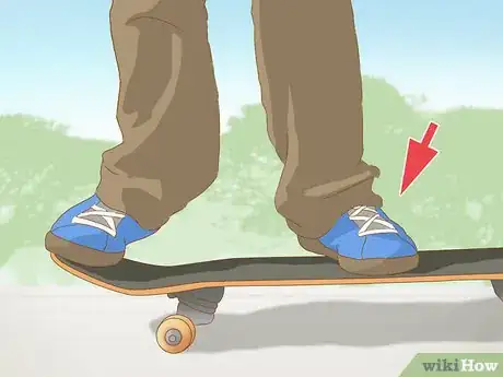 Image titled Inward Heelflip Step 4