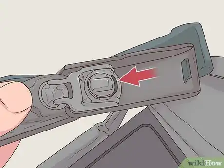 Image titled Use and Remove a Thule Lock Step 11