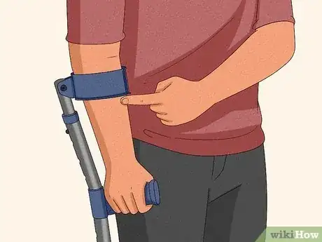 Image titled Adjust Forearm Crutches Step 1