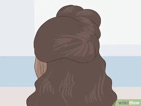 Image titled Do Grecian Hairstyles Step 13