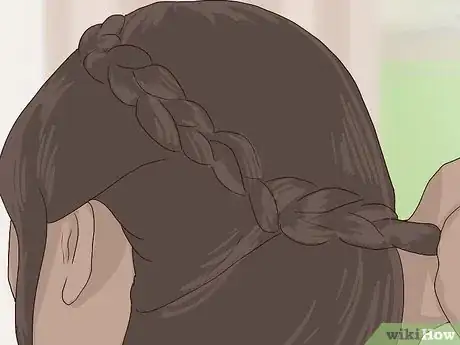 Image titled Do Grecian Hairstyles Step 38