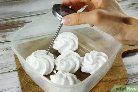 Image titled Store Meringues Step 6