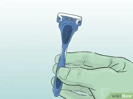 Image titled Shave Your Pubic Hair Step 4