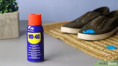 Image titled Does Wd 40 Remove Chewing Gum Step 1