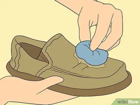 Image titled Clean Sanuks Step 1