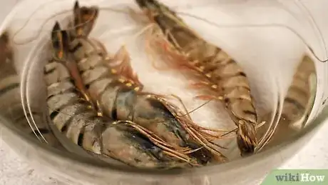 Image titled Cook Frozen Prawns Step 1