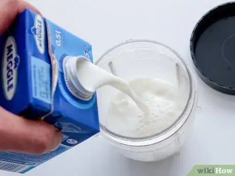 Image titled Foam Milk Step 1