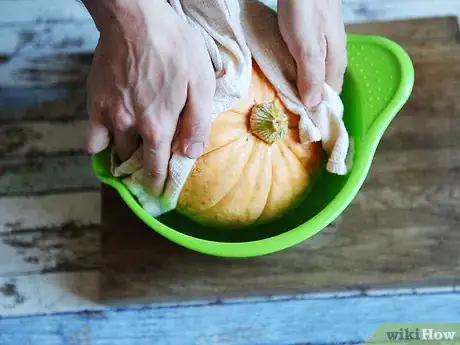 Image titled Peel an Acorn Squash Step 2