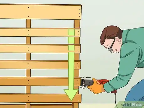 Image titled Take Apart a Pallet Without Breaking It Step 10