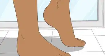 Remove Dry Skin from Your Feet Using Epsom Salt