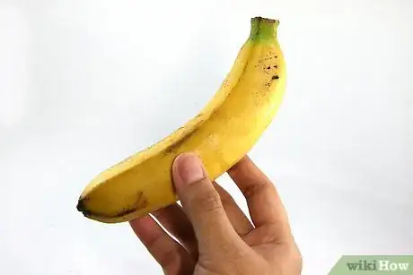 Image titled Slice a Banana Before It Is Peeled Step 2