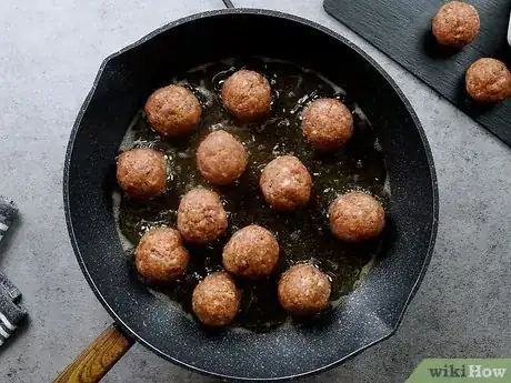 Image titled Freeze Meatballs Step 6