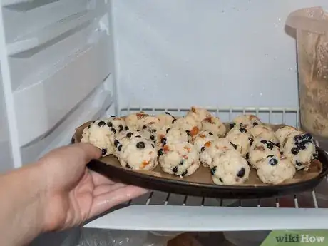 Image titled Make Blueberry Muffin Cake Pops Step 8