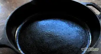 Clean Your Cast Iron Skillet or Pot After Daily Use