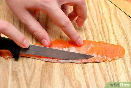 Image titled Serve Smoked Salmon Step 4