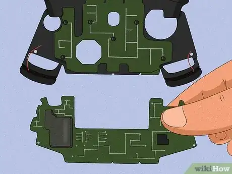 Image titled Take Apart Xbox One Controller Step 13