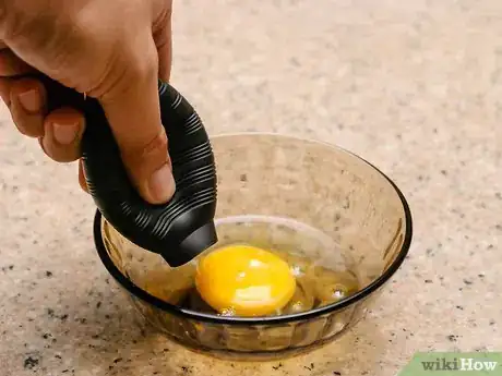 Image titled Separate an Egg Step 19