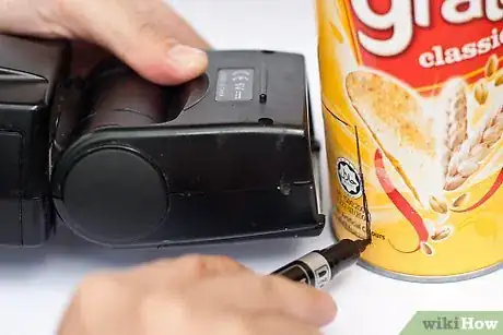 Image titled Make a Pringles Can Macro Diffuser Step 3