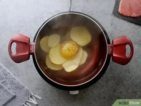 Image titled Make Steak and Mashed Potatoes on a Budget Step 2